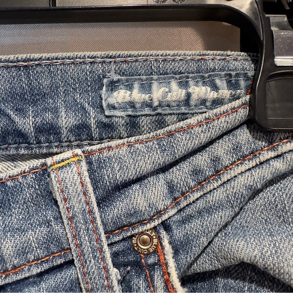 BLUE CULT BOOT CUT JEANS EUC - Picture 6 of 8